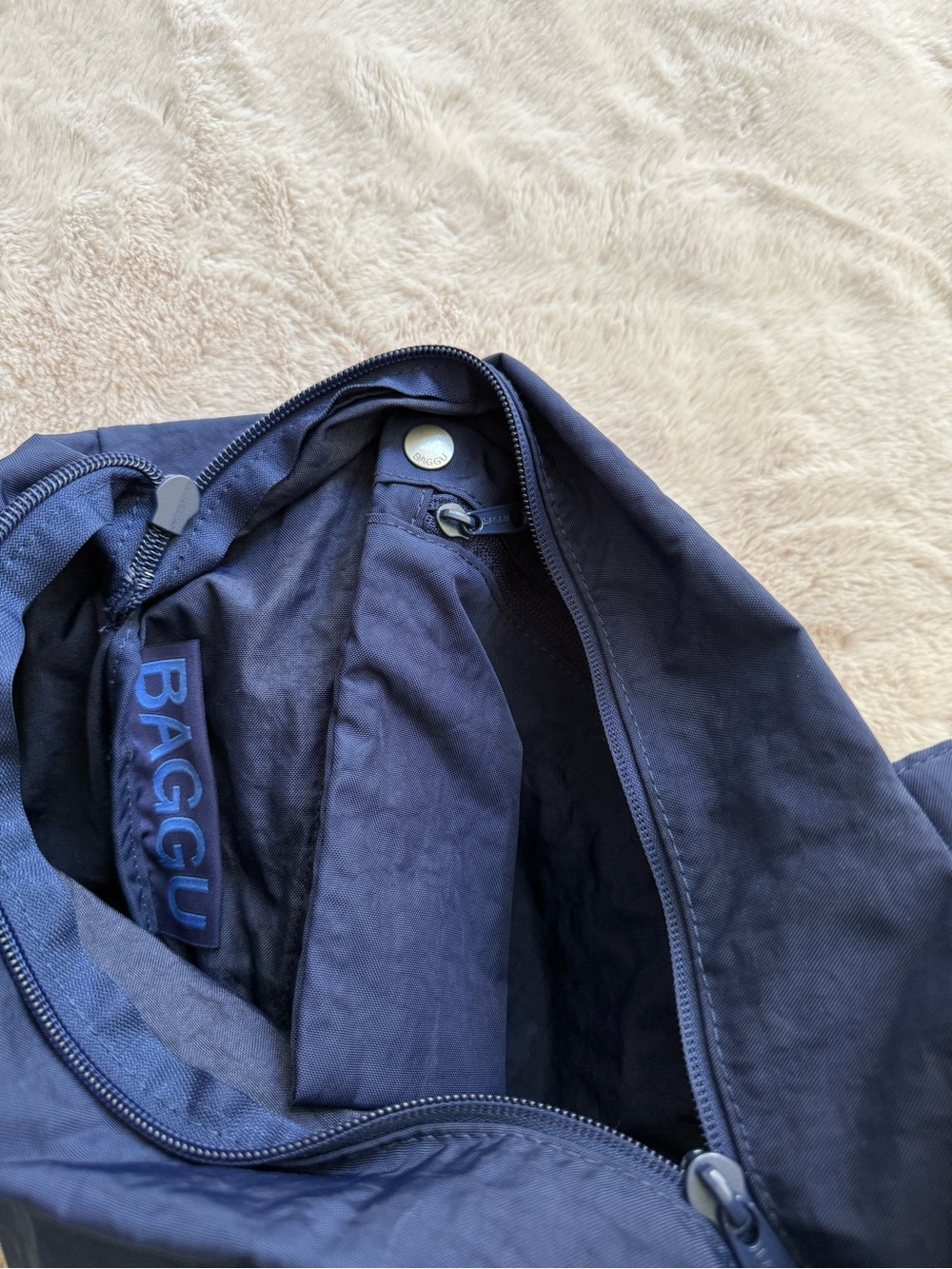 BAGGU Mini Cloud Bag Tote Navy NWOT - Picture 4 of 11